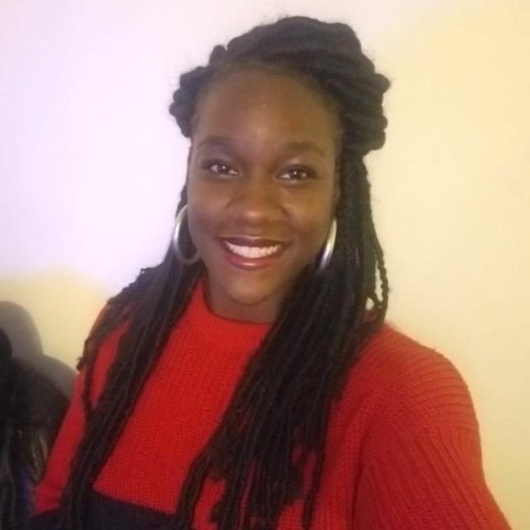 Meet your Posher, Jessica - Picture 1 of 1